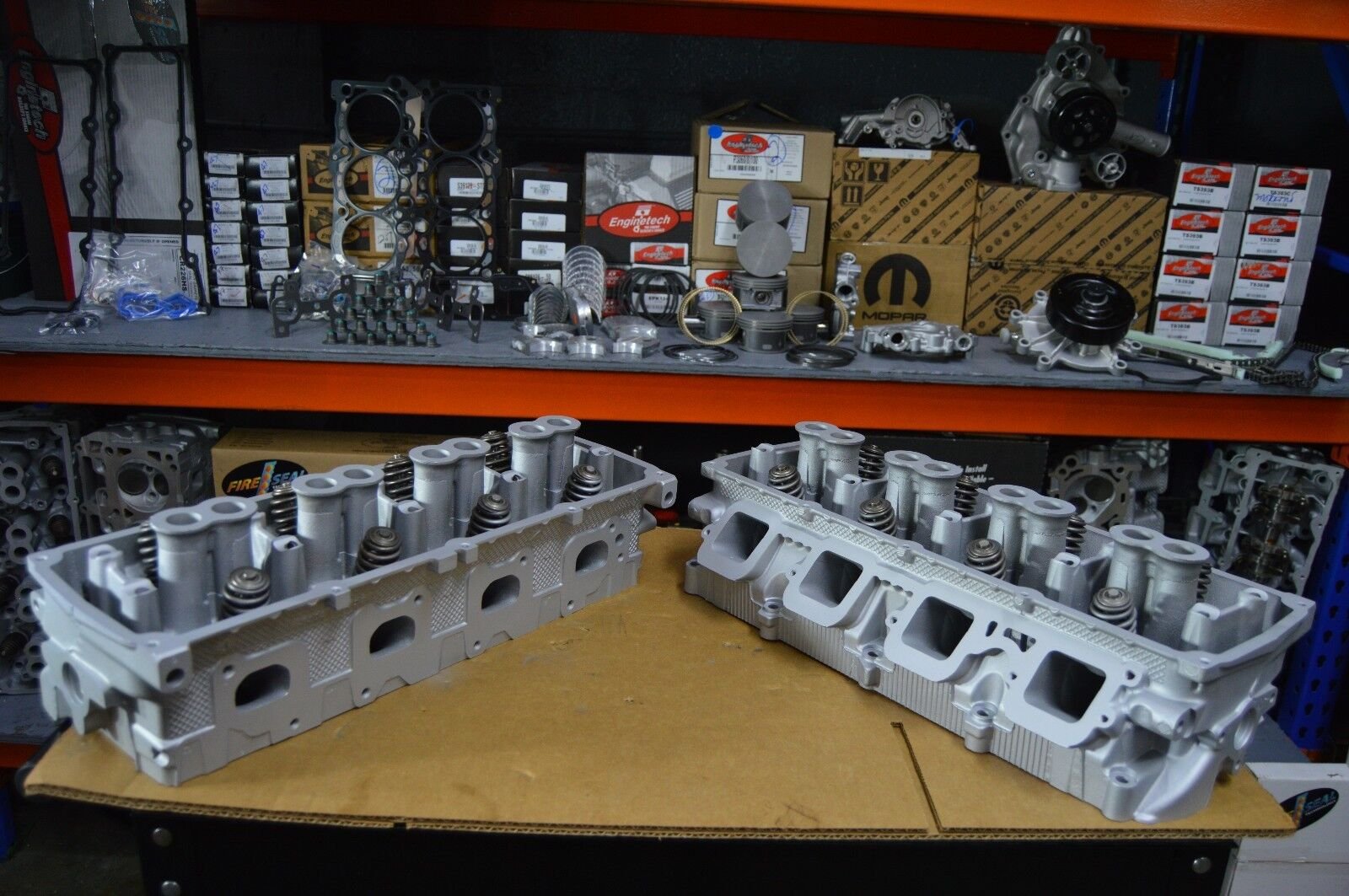 Used Left & Right Camshafts With Timing Chain For Dodge Chrysler 2.7L 1999-2008