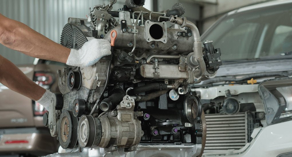 Professional Jeep Engine Rebuild